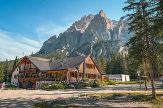 5 Reasons to Choose Camping Sass Dlacia